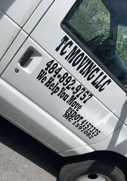 TC Moving, LLC logo